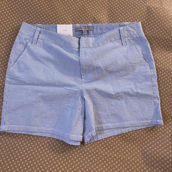 Women’s shorts by Andrew Marc - Picture 1 of 2
